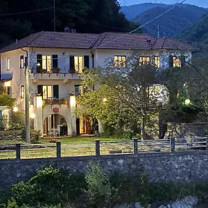 In A 5 Km Dal Mare Albisola Superiore